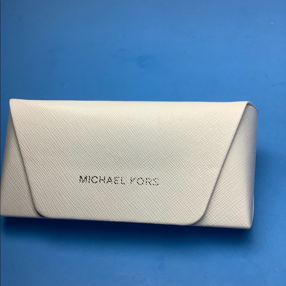 New Michael Kors Pink Lens Sunglasseses - Picture 4 of 7